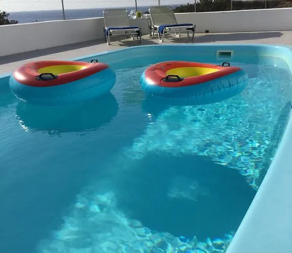 Sea Breeze Villa Lakhania