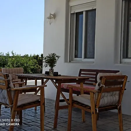 Sea Breeze Villa *