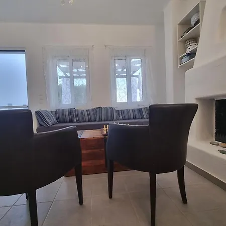 Sea Breeze Villa Lacónia