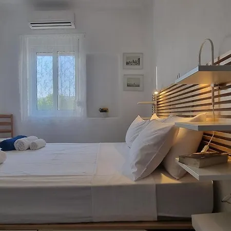 Sea Breeze Villa Lacónia